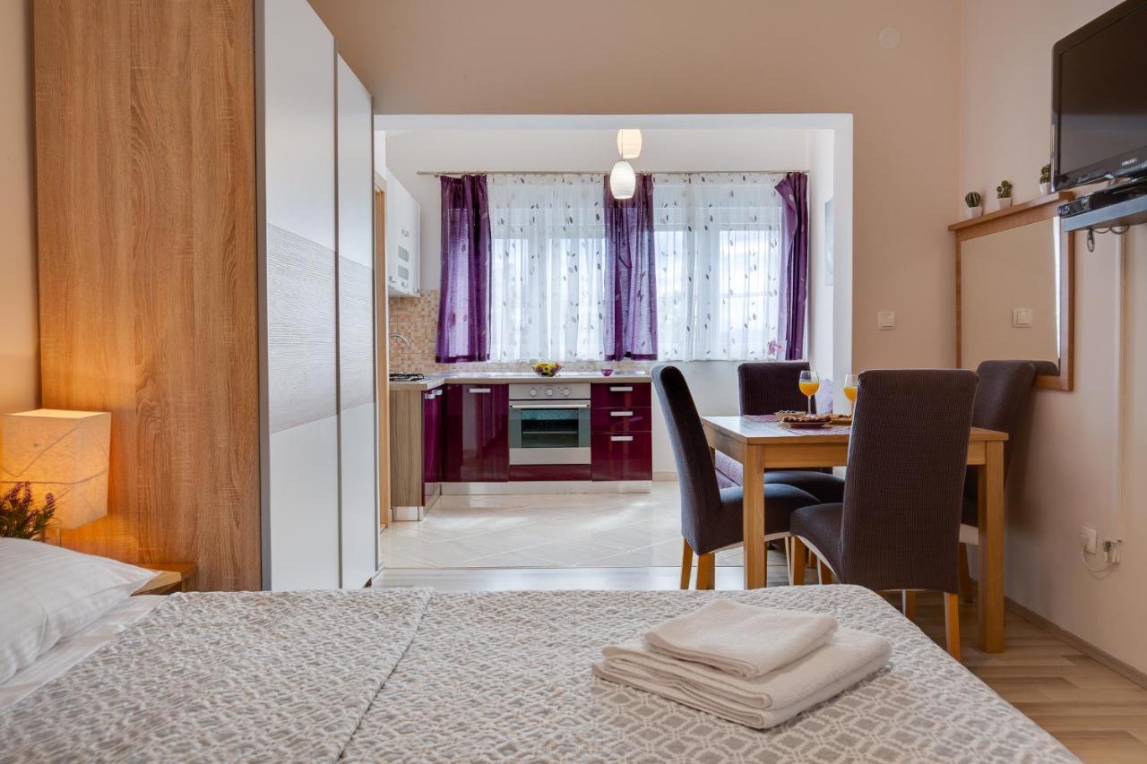 Argyruntum Apartamento Starigrad Paklenica