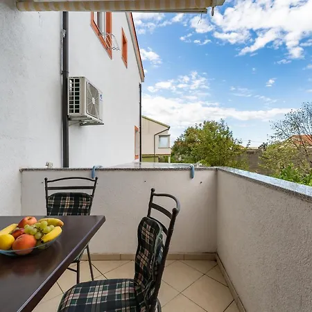 Argyruntum Apartments Starigrad Exterior photo