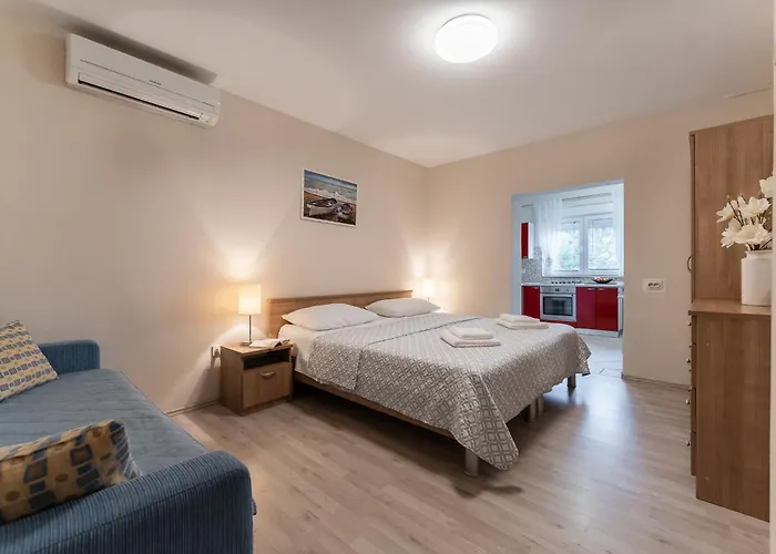 Argyruntum Apartments