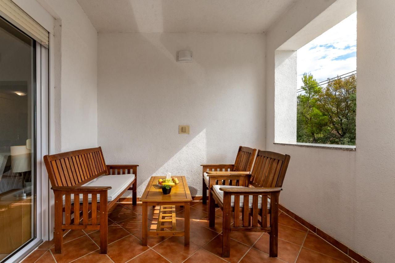 Argyruntum Apartment